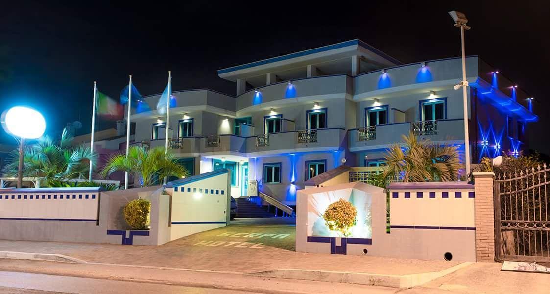 Serpa Hotel Άντζιο Εξωτερικό φωτογραφία